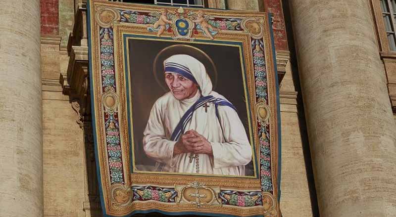 Official poster of Mother Teresa's canonization. Photo Courtesy: Catholic News Agency. 