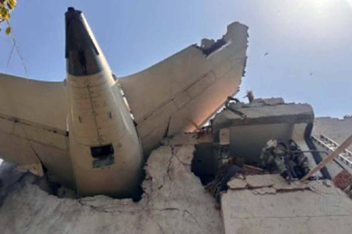 Air India Boeing 787 crashes near Ahmedabad.