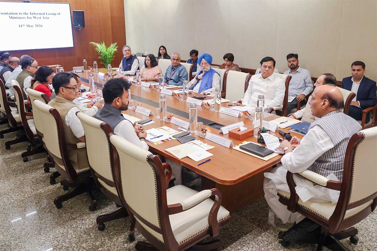 Defence Minister Rajnath Singh chaired a meeting of ministers on West Asia crises. (11.05.2026, New Delhi)