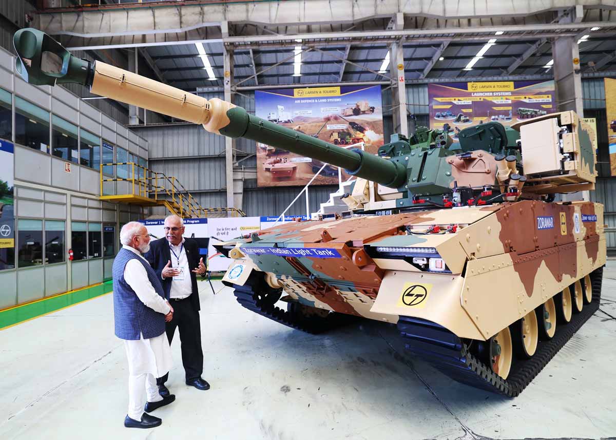 PM Narendra Modi inspected Zorawar Light Tank at Larsen & Toubro’s Hazira Facility.